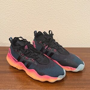 Nike Trae Young 3 Black, Orange, Pink Basketball Volleyball Sneakers Men Sz11
